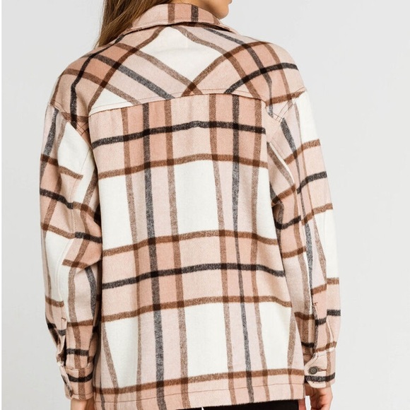 Plaid shacket - Picture 3 of 4